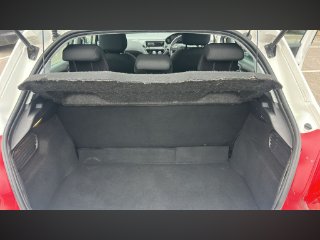 /photos/11149/f2e5f03a-858a-3ff0-2a7f-90764aa1fa03_i320x240.jpg